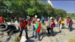 Más de 200 voluntarios unen fuerzas para limpiar y restaurar el río.